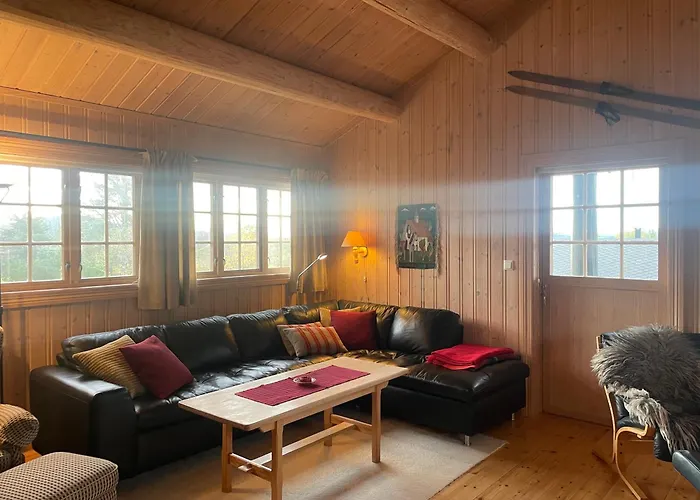 Koselig Og Sentral Med Peis Og Badstue Beitostolen