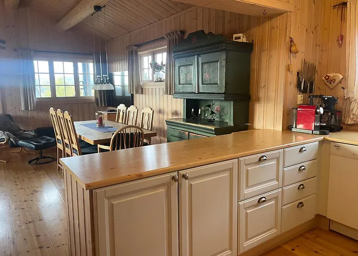 Koselig Og Sentral Med Peis Og Badstue Beitostolen